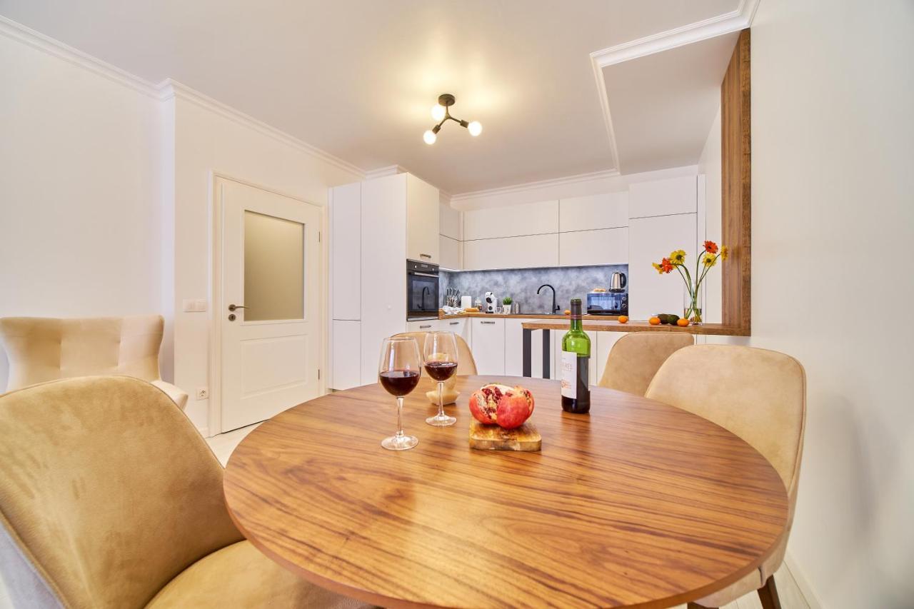 Premium Center Apartment In Grand Karavel Varna Eksteriør billede