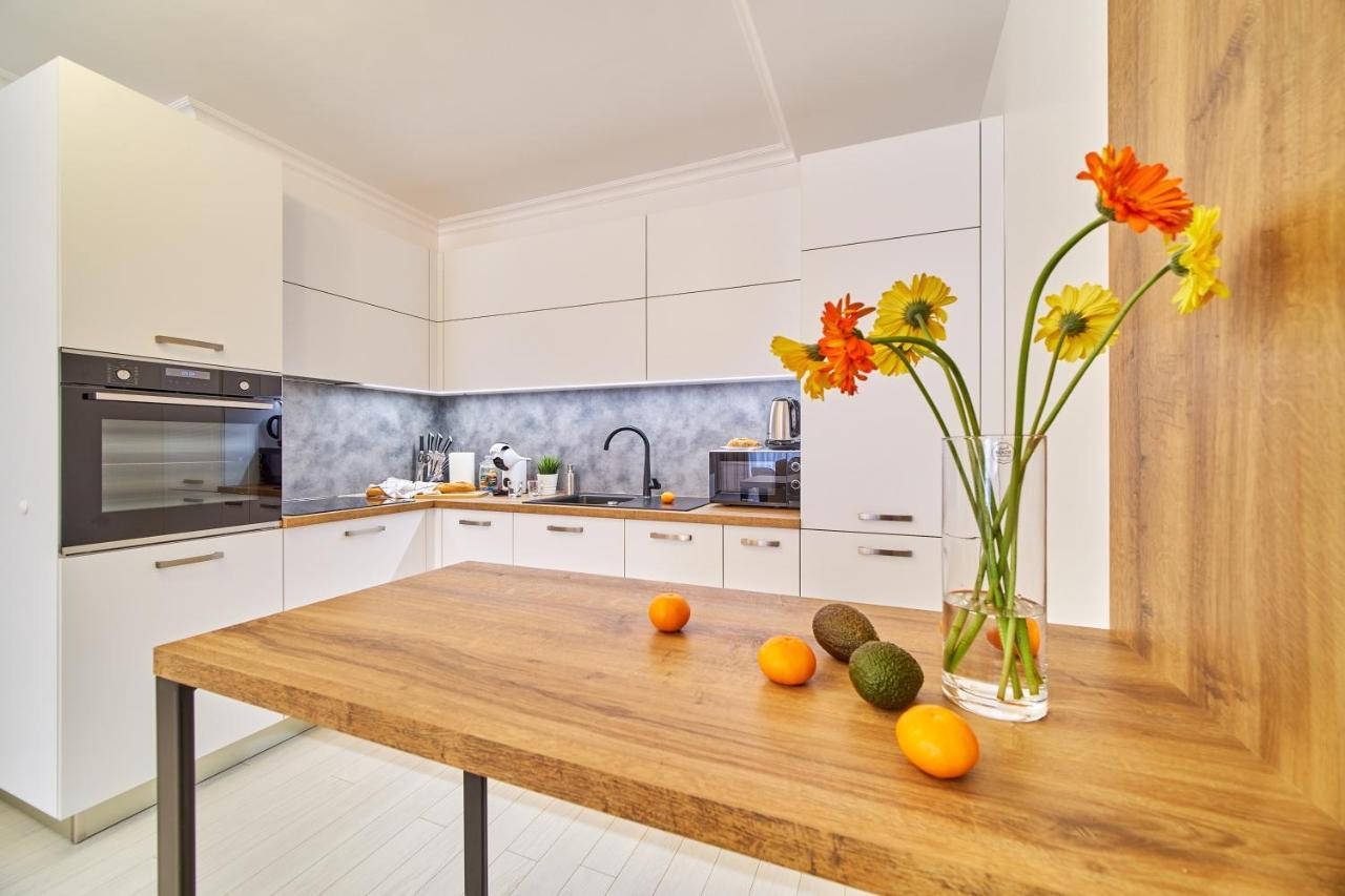 Premium Center Apartment In Grand Karavel Varna Eksteriør billede