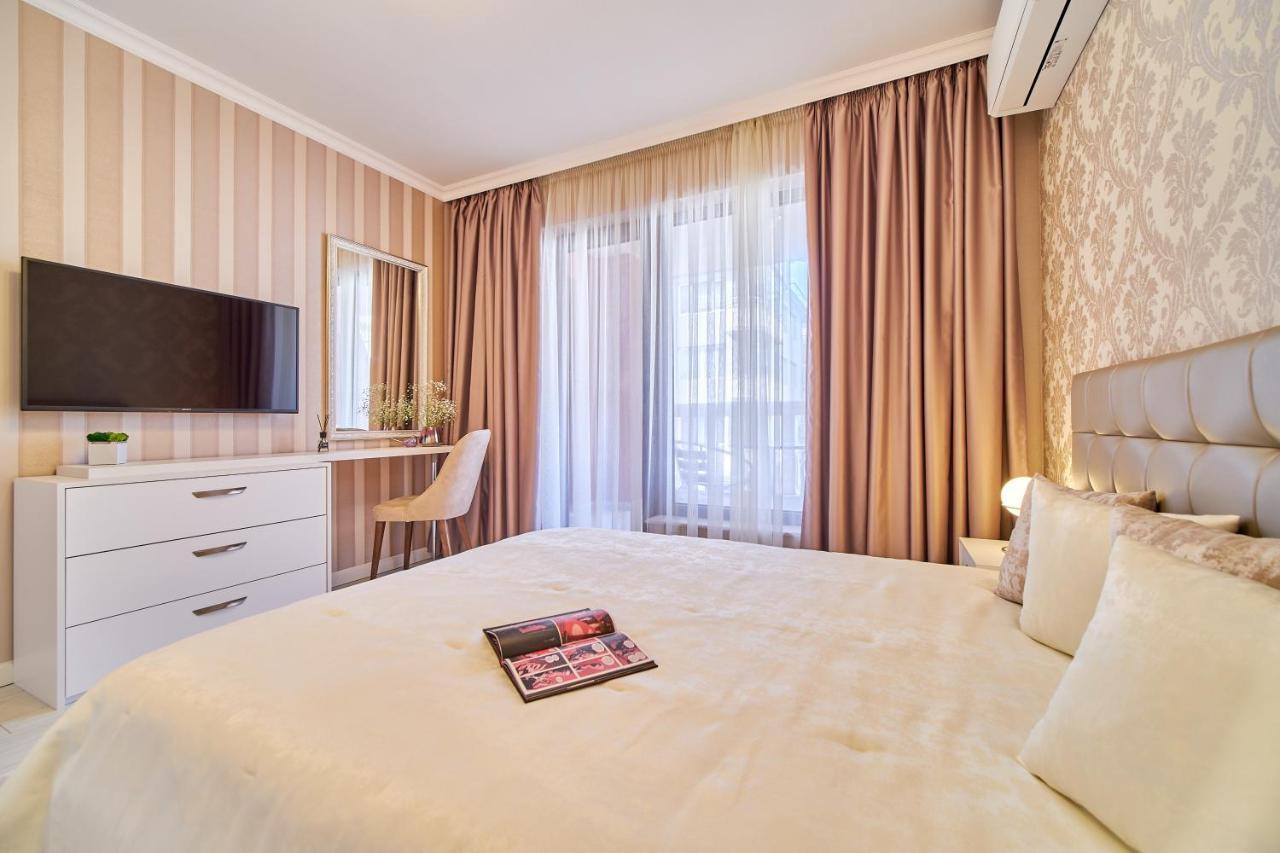Premium Center Apartment In Grand Karavel Varna Eksteriør billede